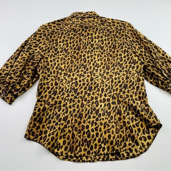 Lauren Ralph Lauren Women Blouse Cheetah Animal Print Small with Puffed Sleeves - Picture 12 of 12